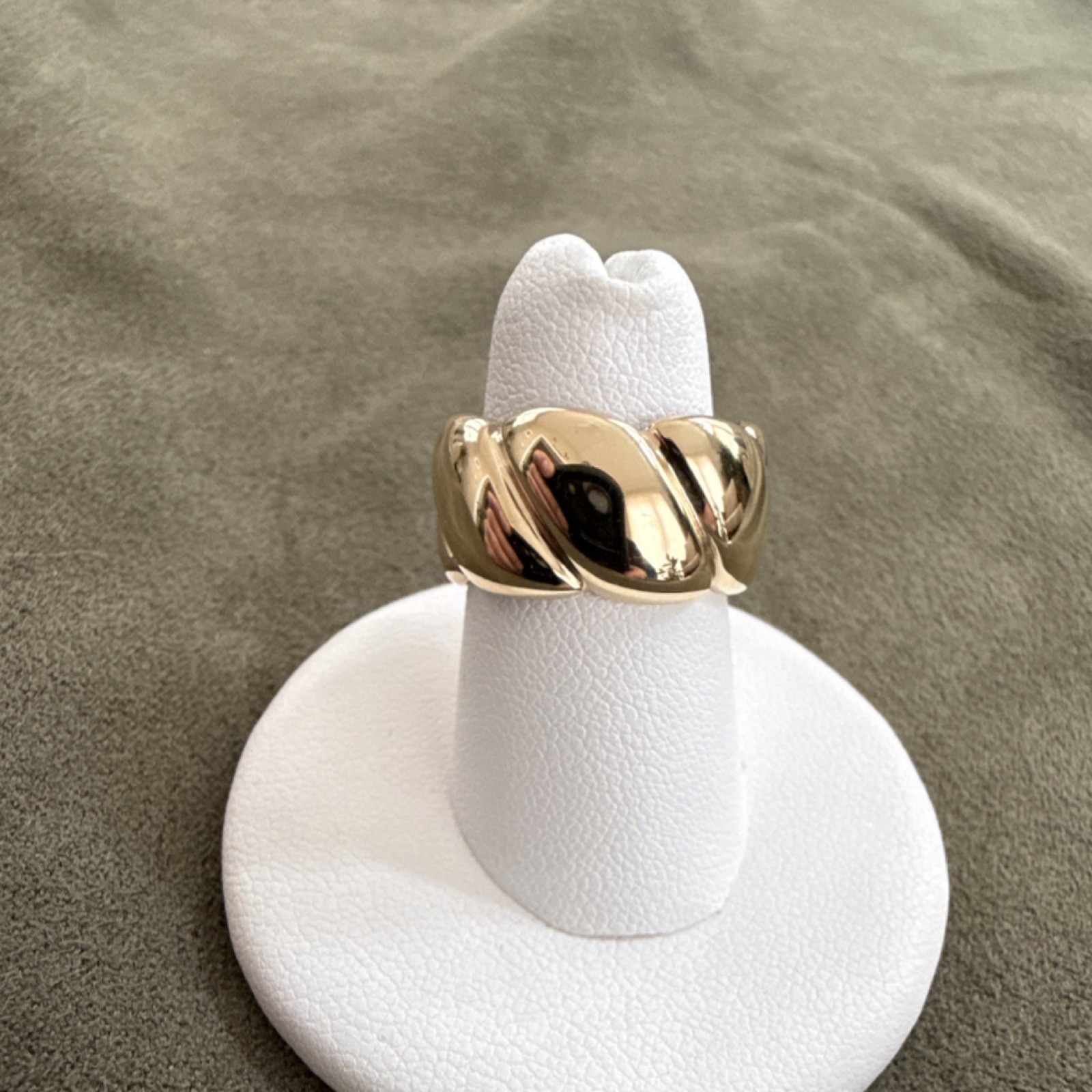 Vintage 14K Italian Yellow Gold Ring Wide Band Design Marked 14K Italy