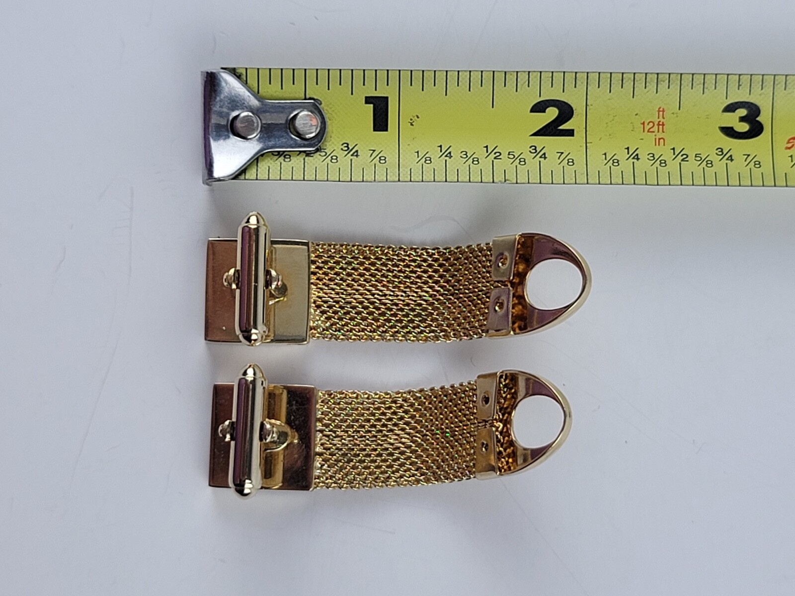 Vintage Anson Gold Tone Mesh Wrap Cuff Links Beveled Diamond Shape pattern