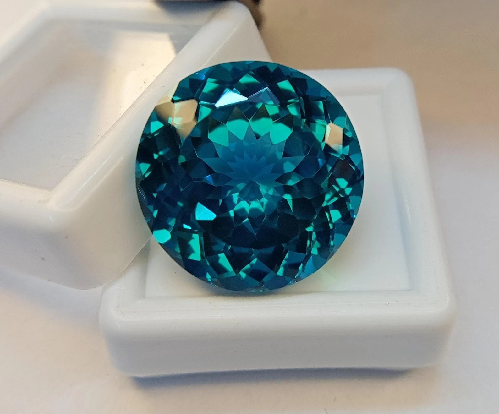 Certified 10 Ct Natural Grandidierite Bluish Green Round Cut Loose Gemstone