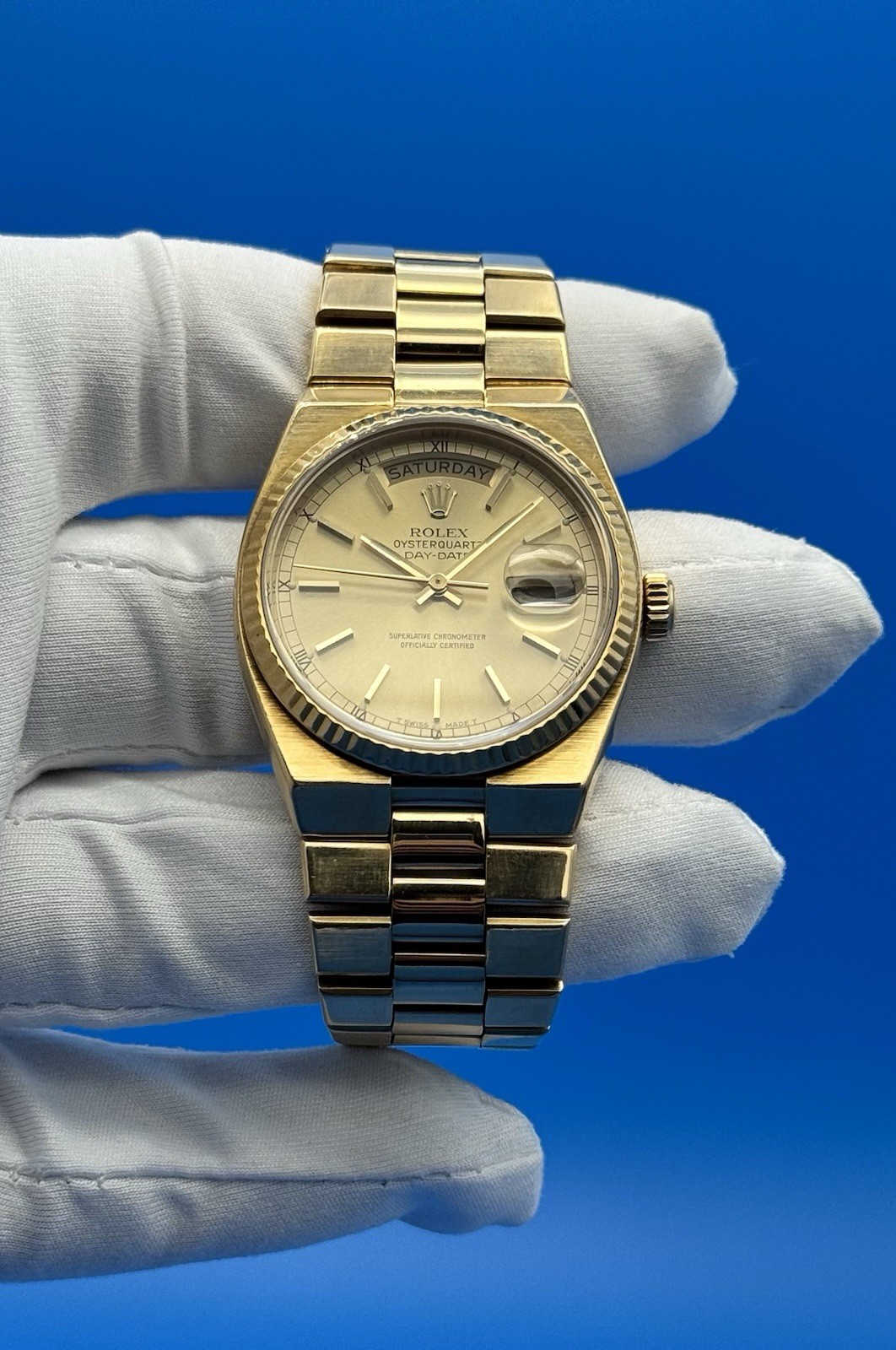 Rolex 19018 President Day Date Oysterquartz 18K Gold 36mm Champagne Dial Watch