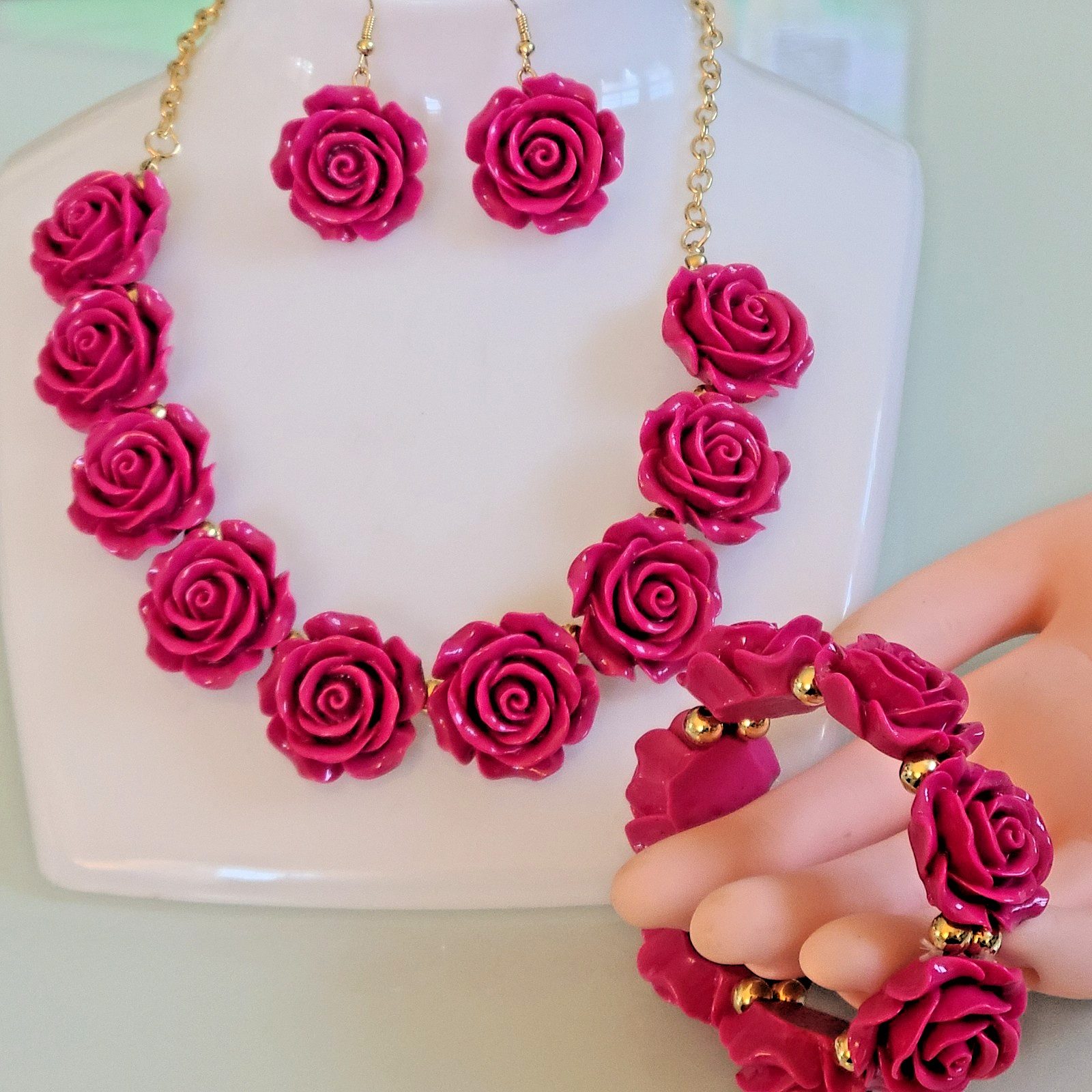 NEW HOT PINK Carved Resin Rose Jewelry Set Necklace Bracelet Earrings 21″