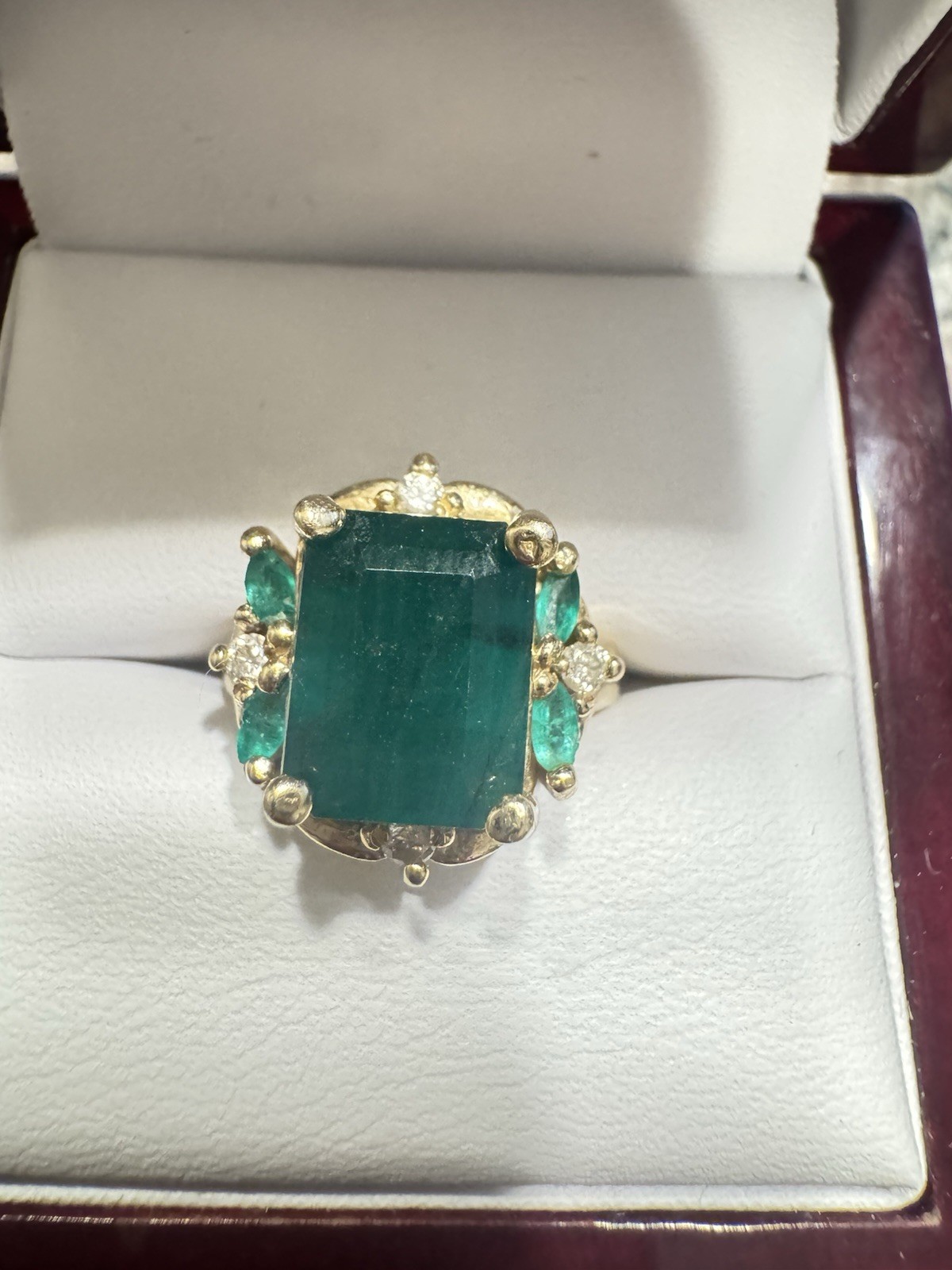 14 K Gold Natural Zambian Emerald 4.2 Carats With Diamonds