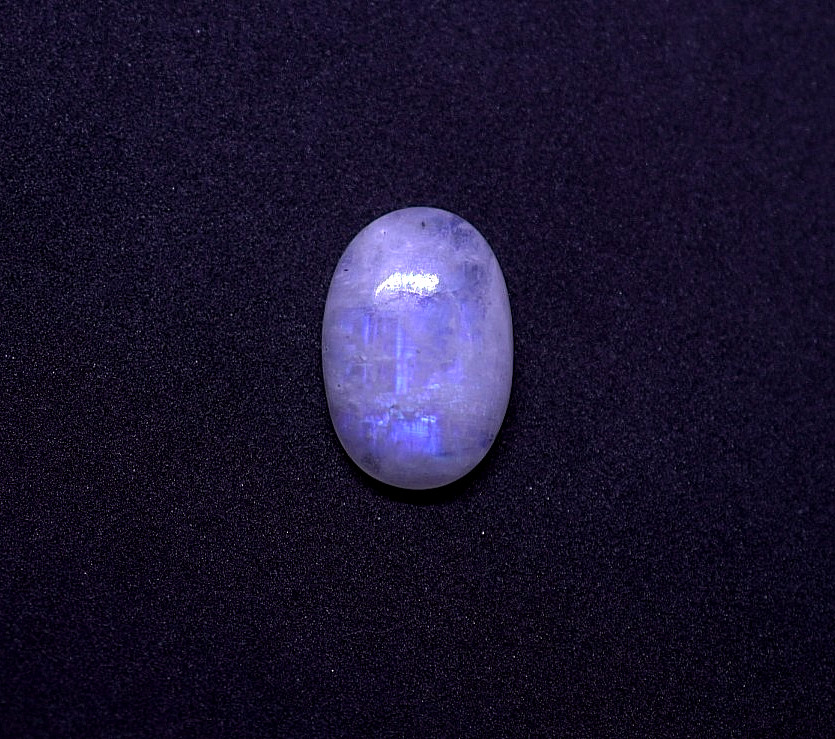 24 Ct Natural Blue Shine Rainbow Moonstone Oval Cabochon Gemstone 25x17x6 mm