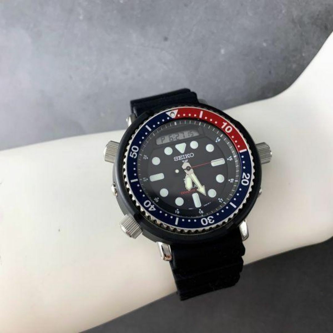 SEIKO Prospex PADI Solar Diver Men’s Watch Wrist size: 6.1~9.0 in.