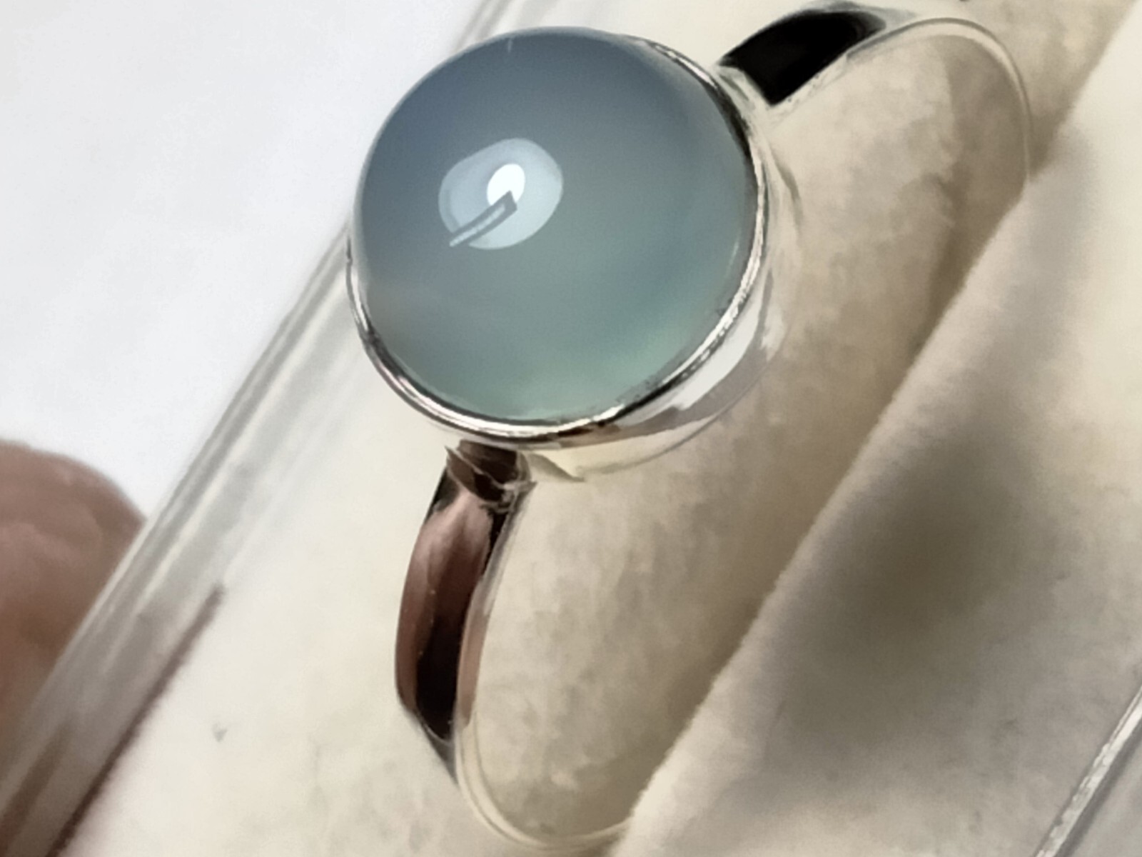 LOVELY SEA BLUE CHALCEDONY IN STERLING SILVER.925 RING SIZE 9.0-9.25!