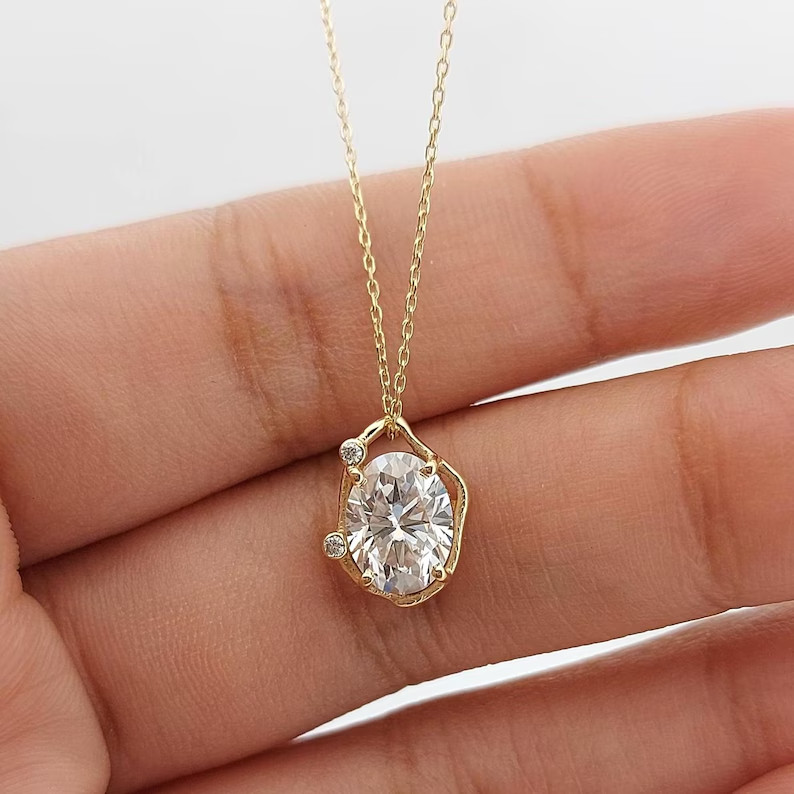 2 Ct Oval Moissanite Classic Pendent Necklace 14k Gold Plated Gift for Her 18In