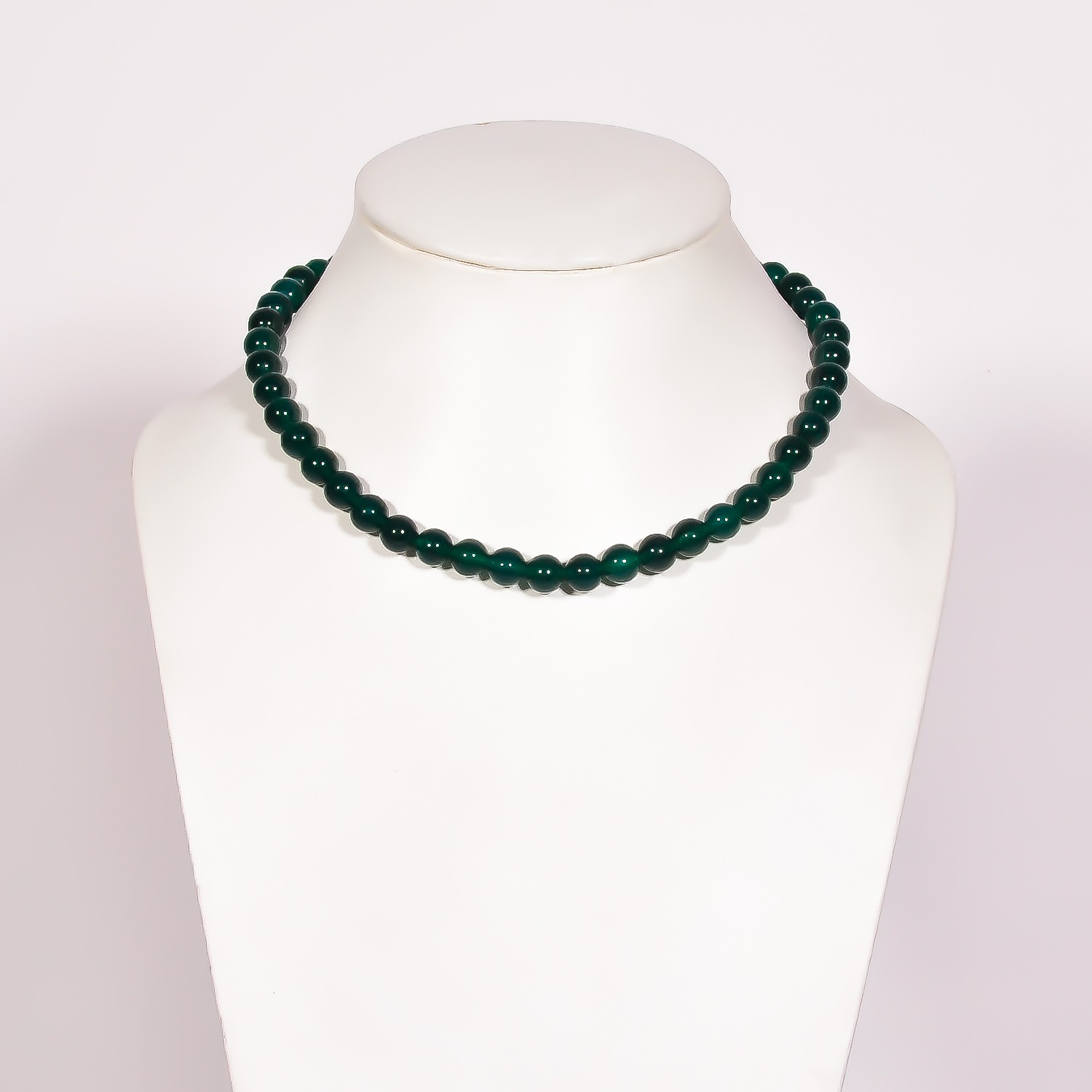 Natural Jade Gemstone Round 8 mm Smooth Beads 15.5″ Stretchable Necklace NN-62