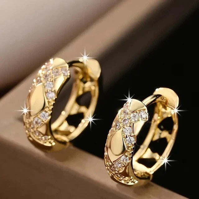 Stunning Hoop Earring 14K Yellow Gold Plated In 2Ct Round Cut Simulated Diamond