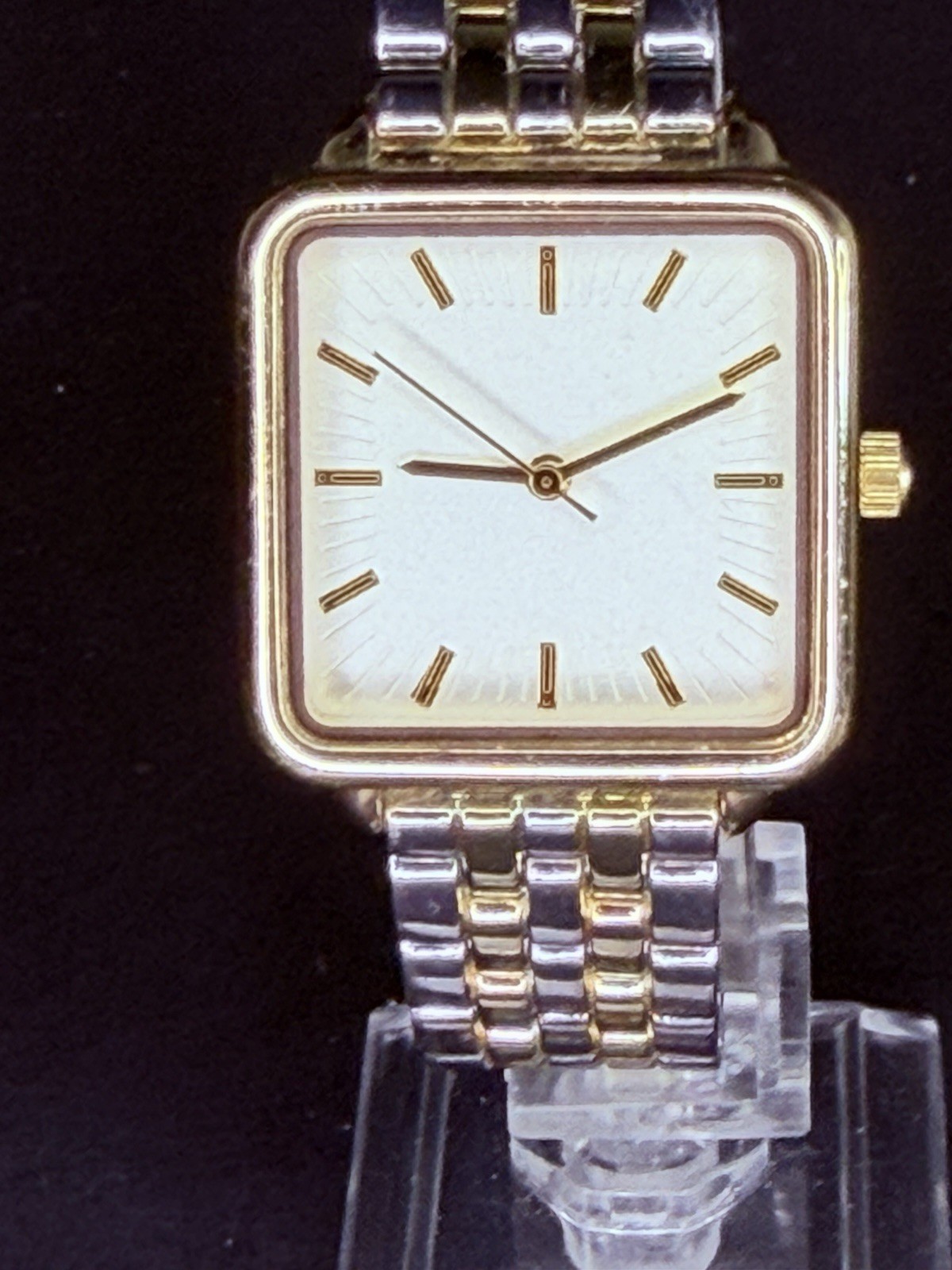 28mm Womens Square Gold Case NEW BATTERY White Dial Gold Bracelet 853