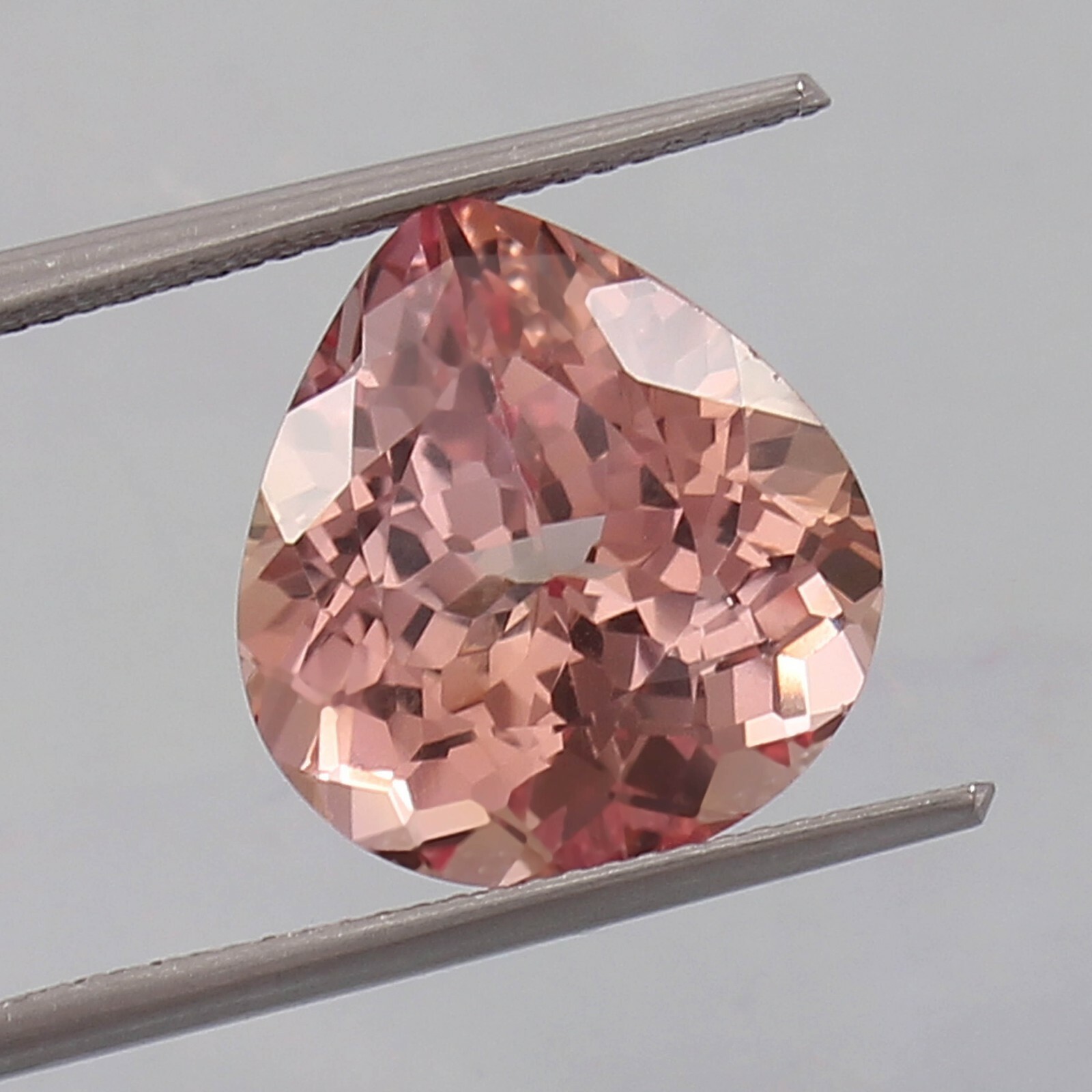 AAA Grade Natural Ceylon Padparadscha Sapphire 12.30 Ct Heart Cut Loose Gemstone
