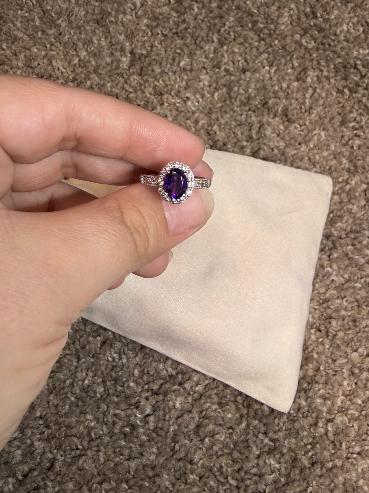Zales sterling silver white sapphire Purple Amethyst Ring Size 7. Never worn