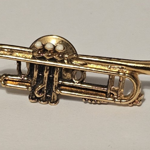 VTG Future Primitive Gold Tone Trumpet Musical Instrument Pin Museum Quality