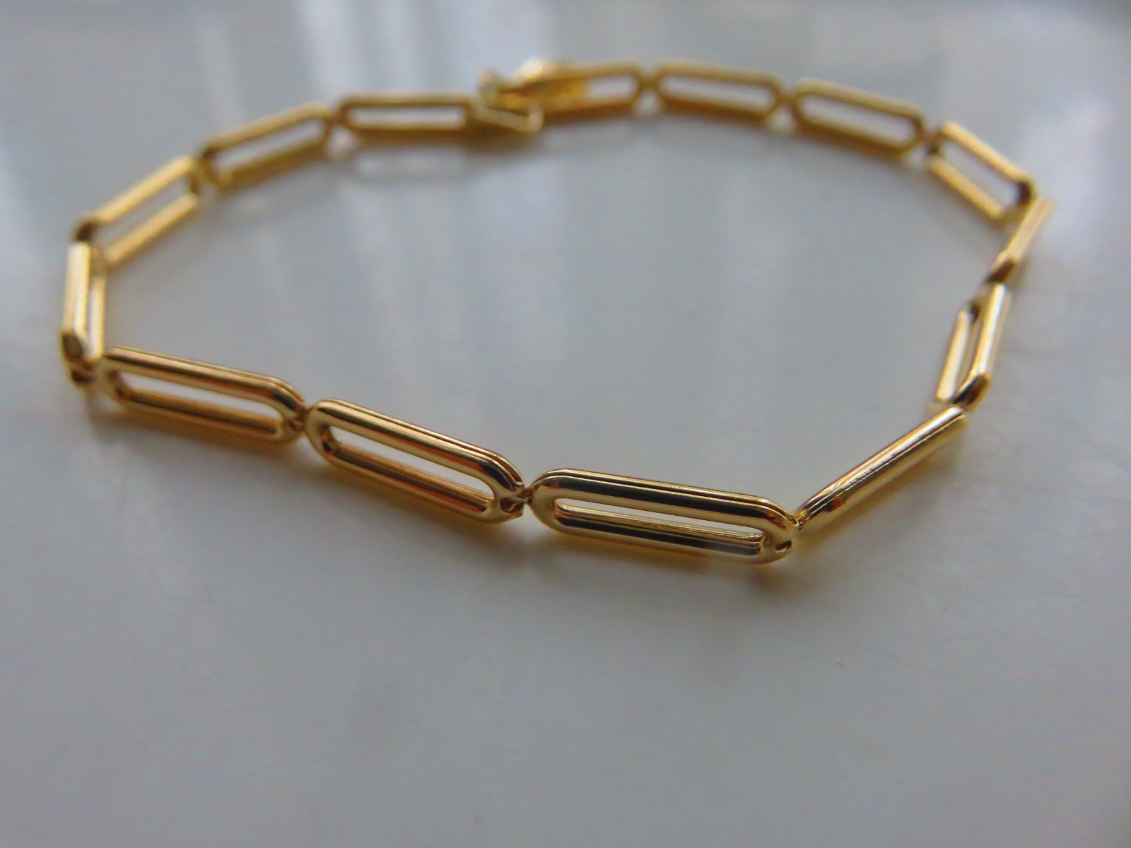 Gold Bracelet 9 Carat Yellow Gold Interlocking Links Straight