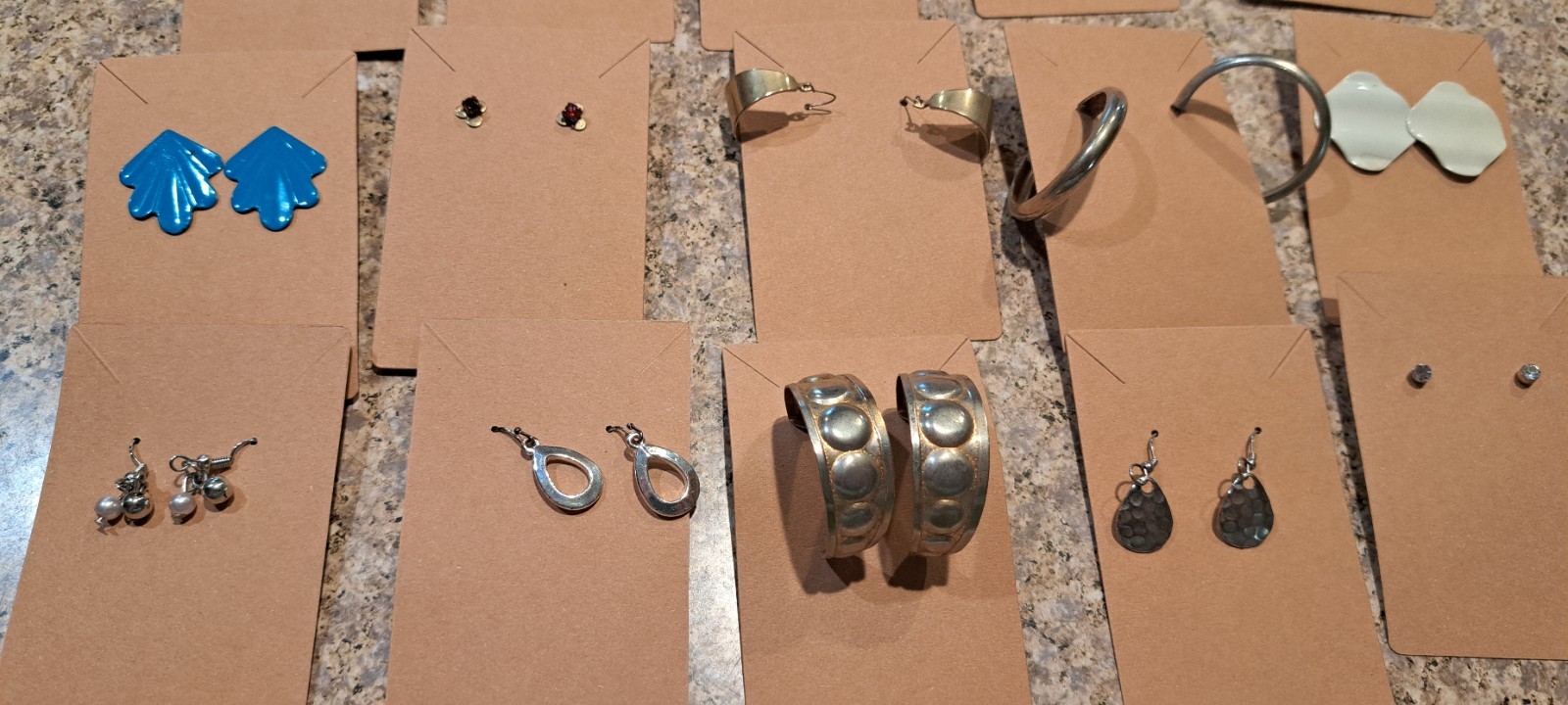 Lot Of 20 Pierced Earrings Pairs Variety Vintage To Now, Costume (LOT #2) READ