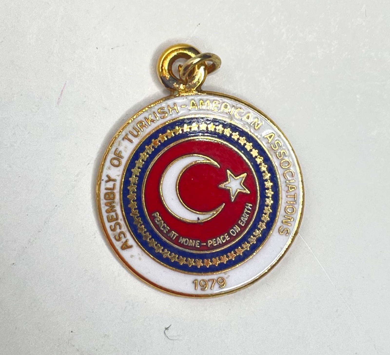 1979 ASSEMBLY OF TURKISH-AMERICAN ASSOCIATIONS NECKLACE PENDANT 24KGP B.B.C.O