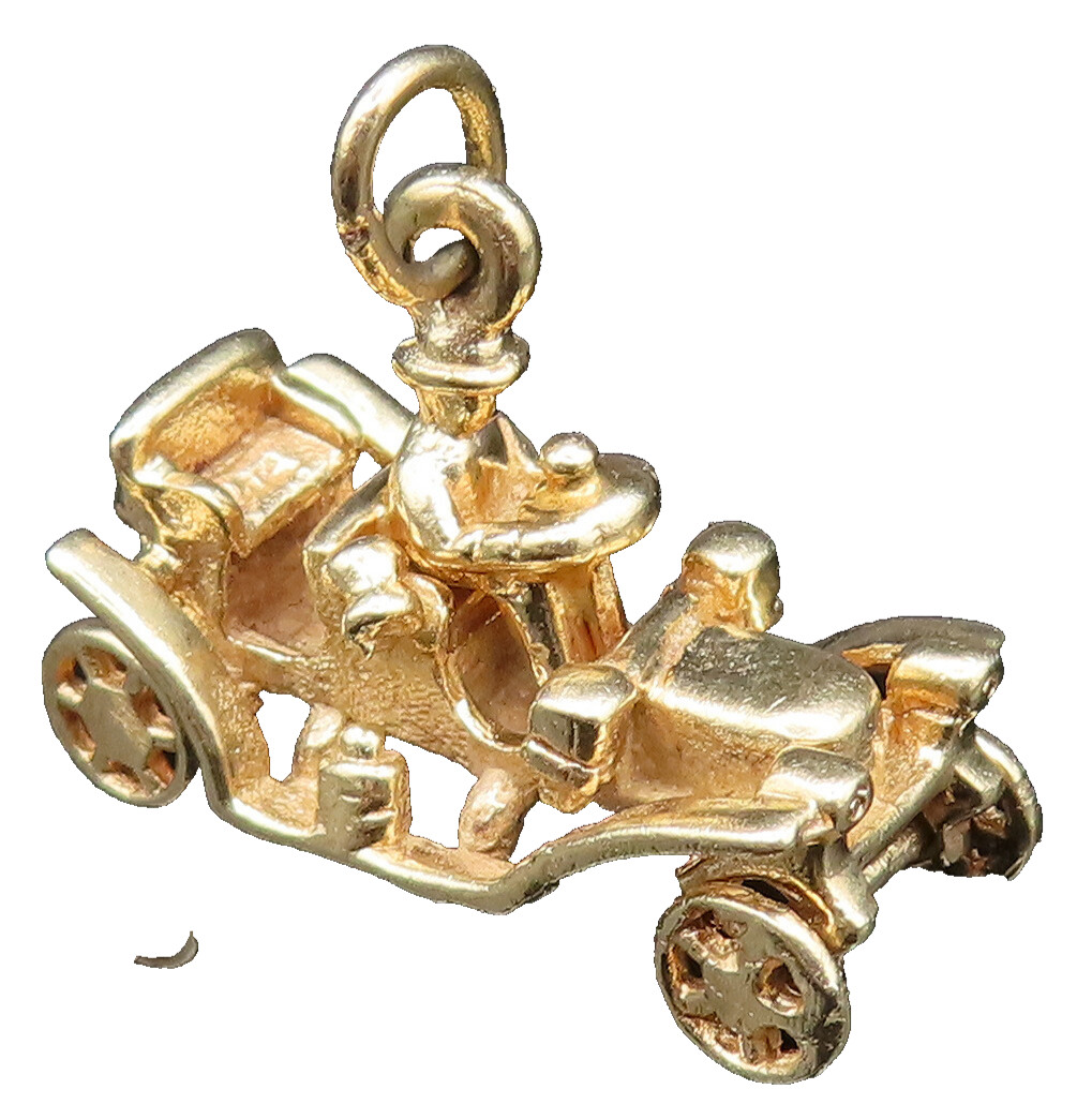 14K GOLD Vintage Sculpted Man Driving Old Fashion Car Pendant (MOVES) GP390