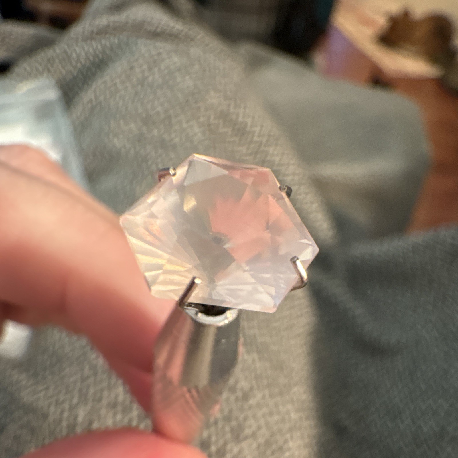 4.55ct 10.5×10.5mm Hexagon Natural Pink Rose Quartz – Untreated, Brazil Gem