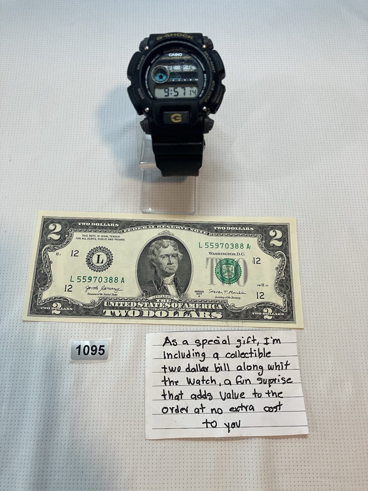 Casio G-Shock DW-9052 | Black & Gold | Digital | Illuminator | WR20BAR 200M