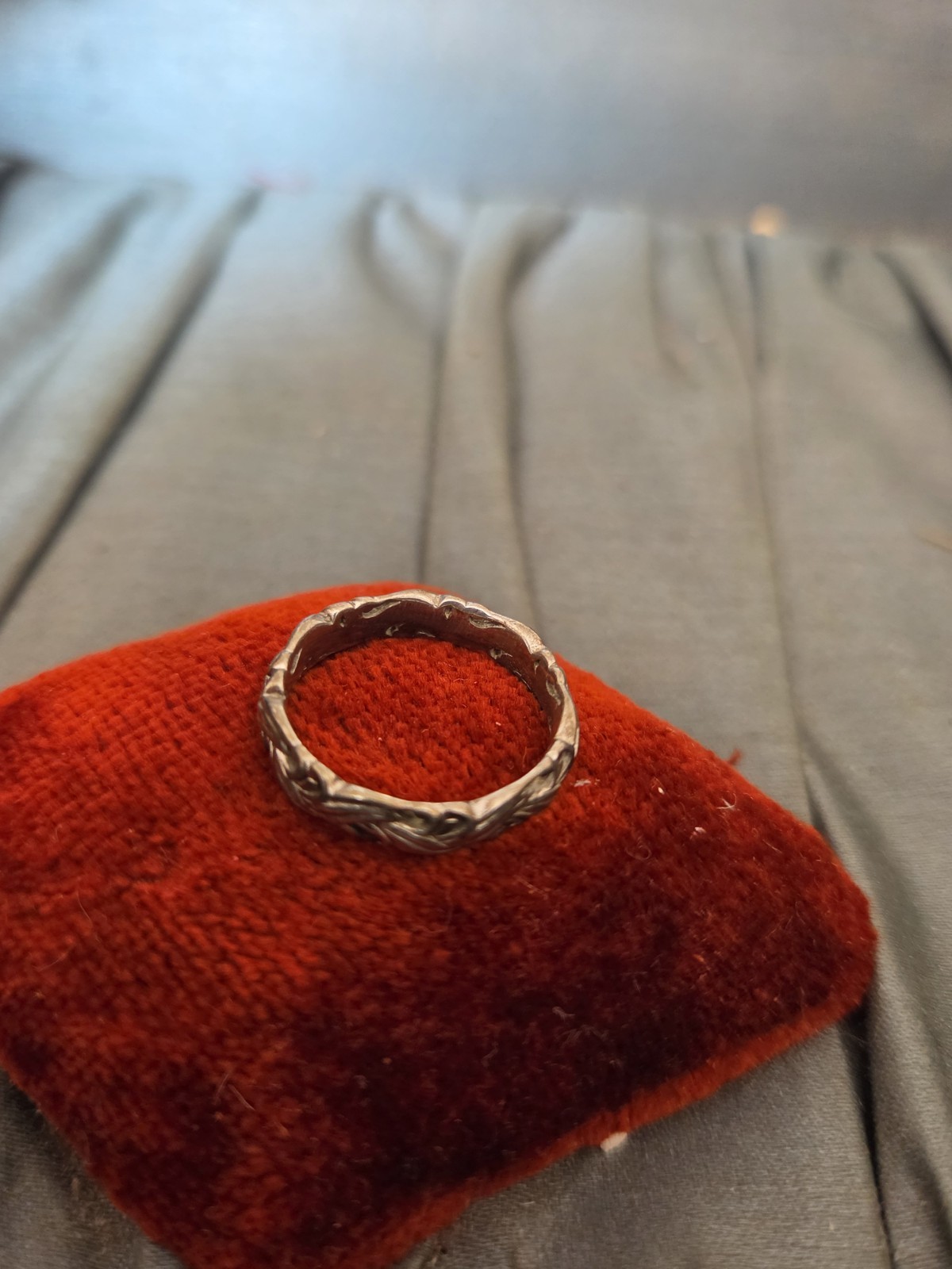 Sterling Floral Eternity Ring Size 7