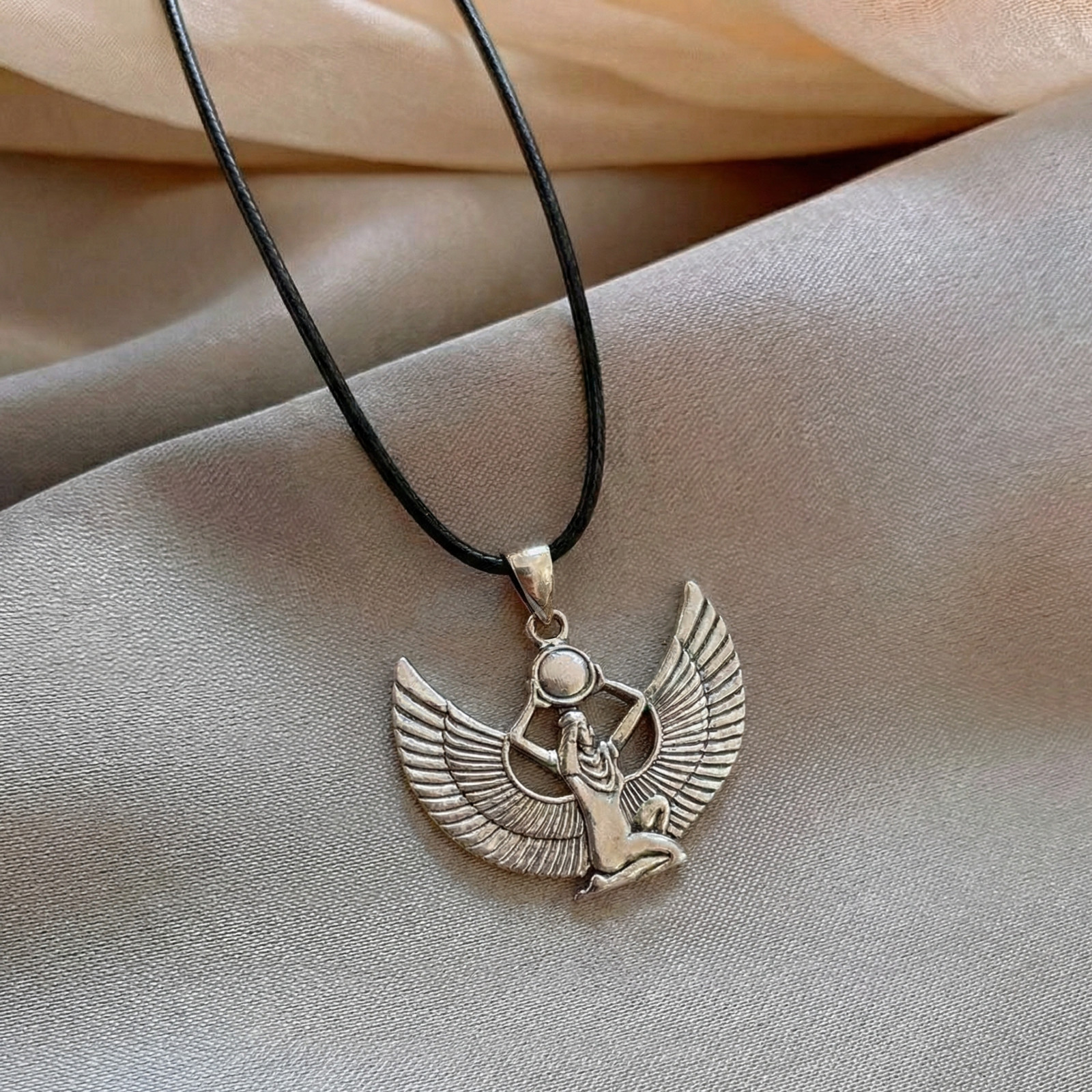 Isis necklace pendant – Egyptian goddess – Silver 900 – Egypt Amulet jewelry