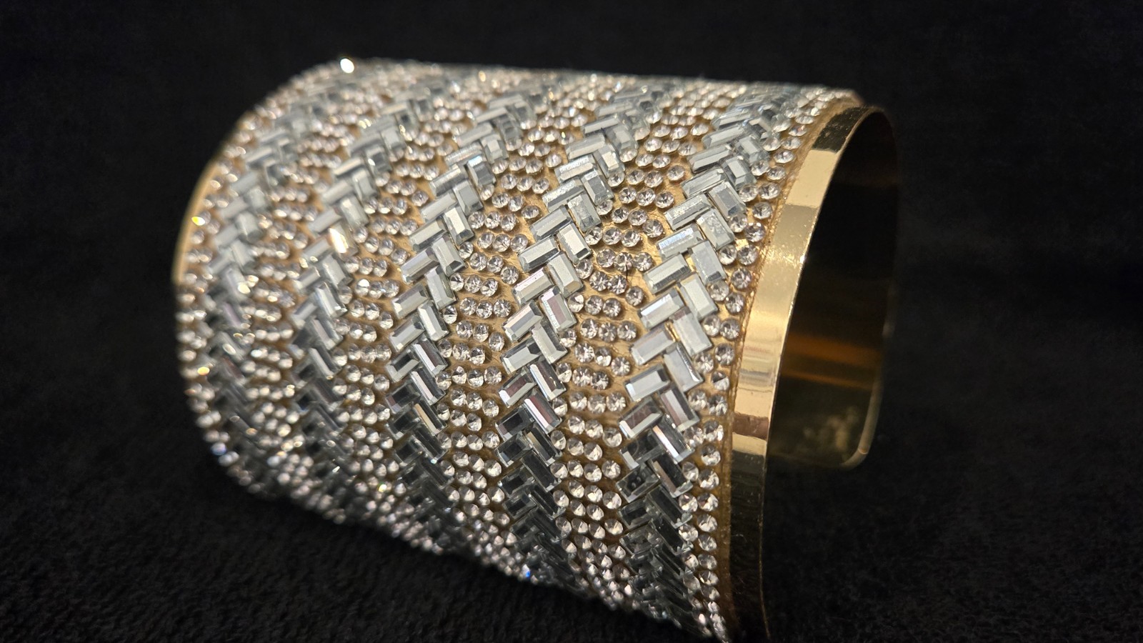 Metal cuff with Rhinestone mirror cut , very good condition