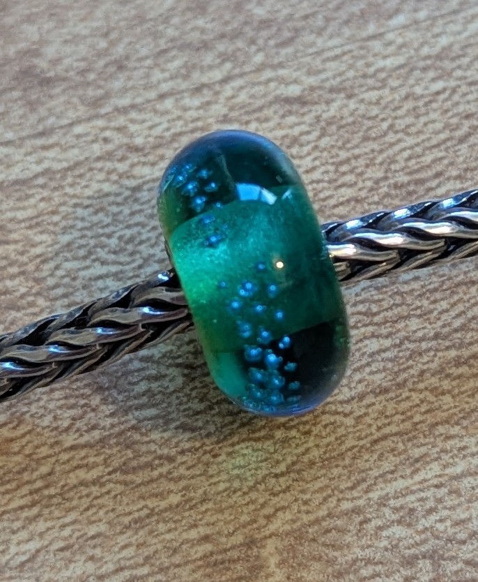 Authentic Retired TrollBeads Silver Trace Green Bead