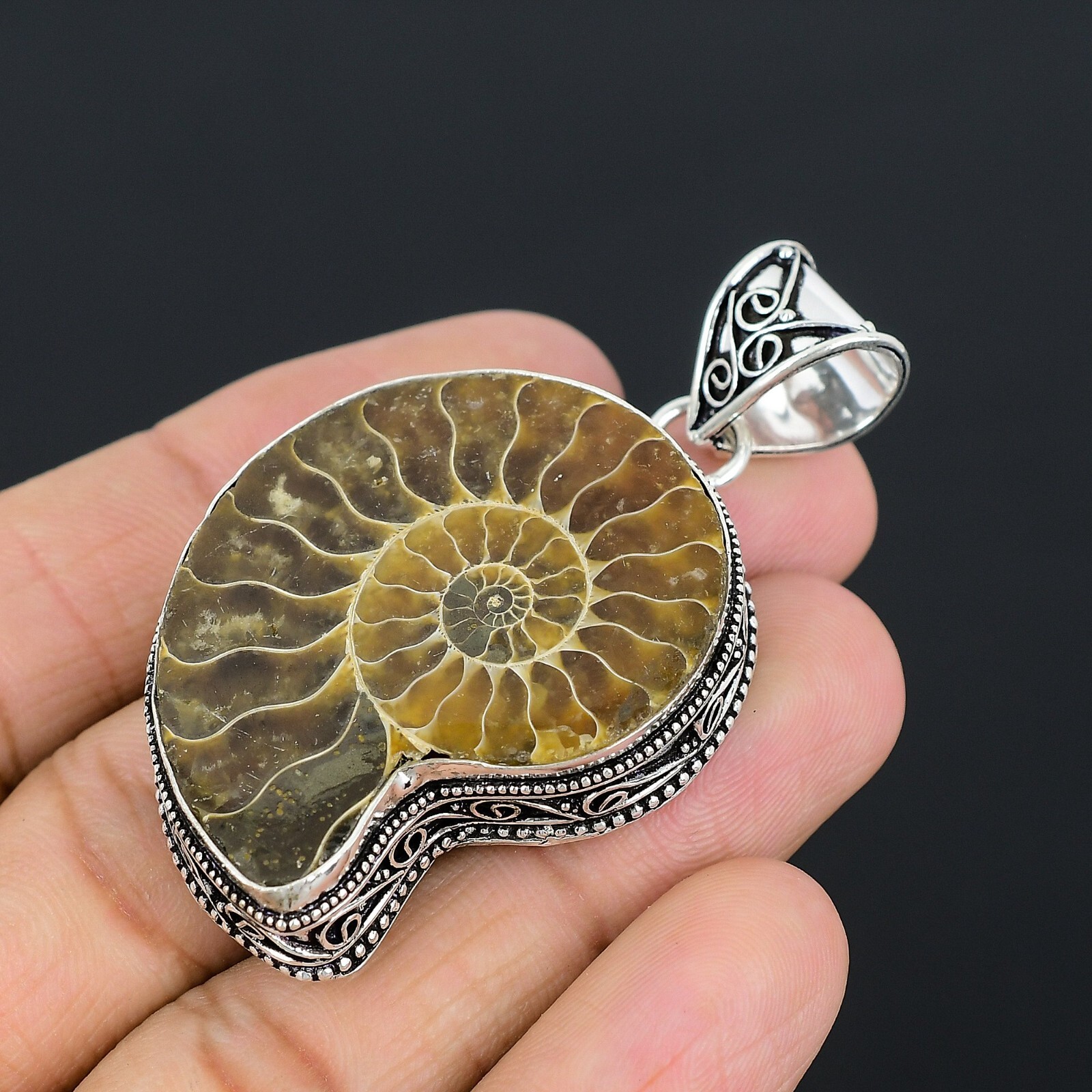 Ammonite Fossil Gemstone Handmade Jewelry 925 Sterling Silver Vintage Pendant