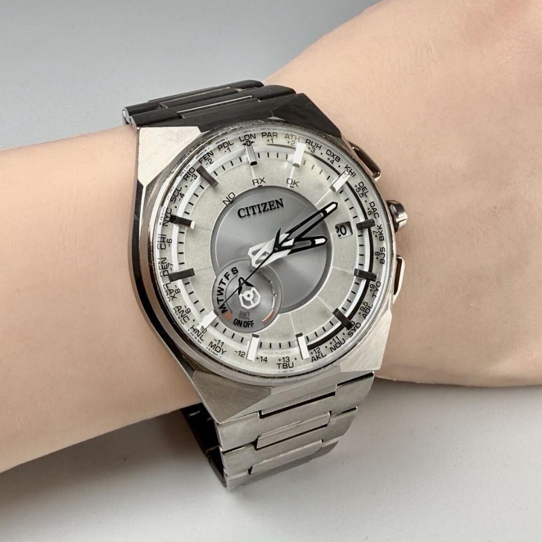 CITIZEN Satellite Wave JJ012 Solar Radio Silver Dial Men’s Watch Working