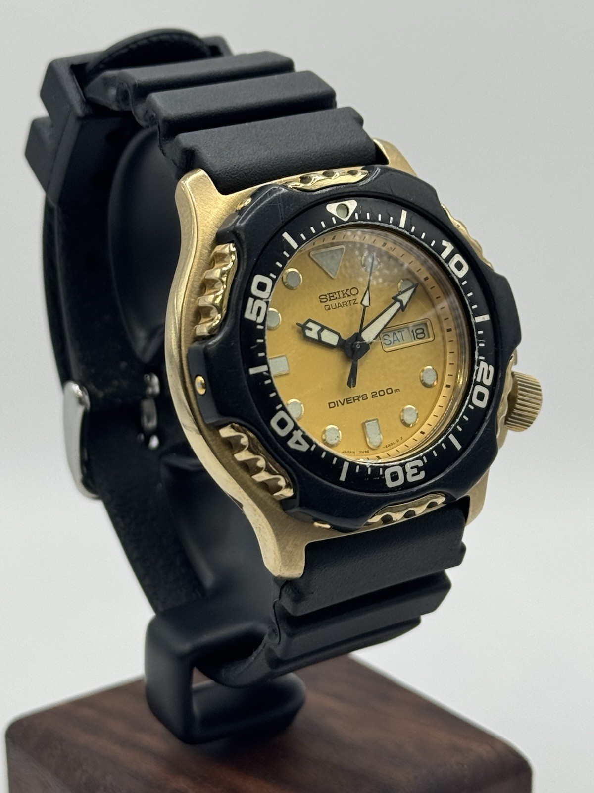 Vintage 1994 Seiko Scuba Diver’s Quartz Orange Dial 7N36-6A09 Serviced & Cleaned