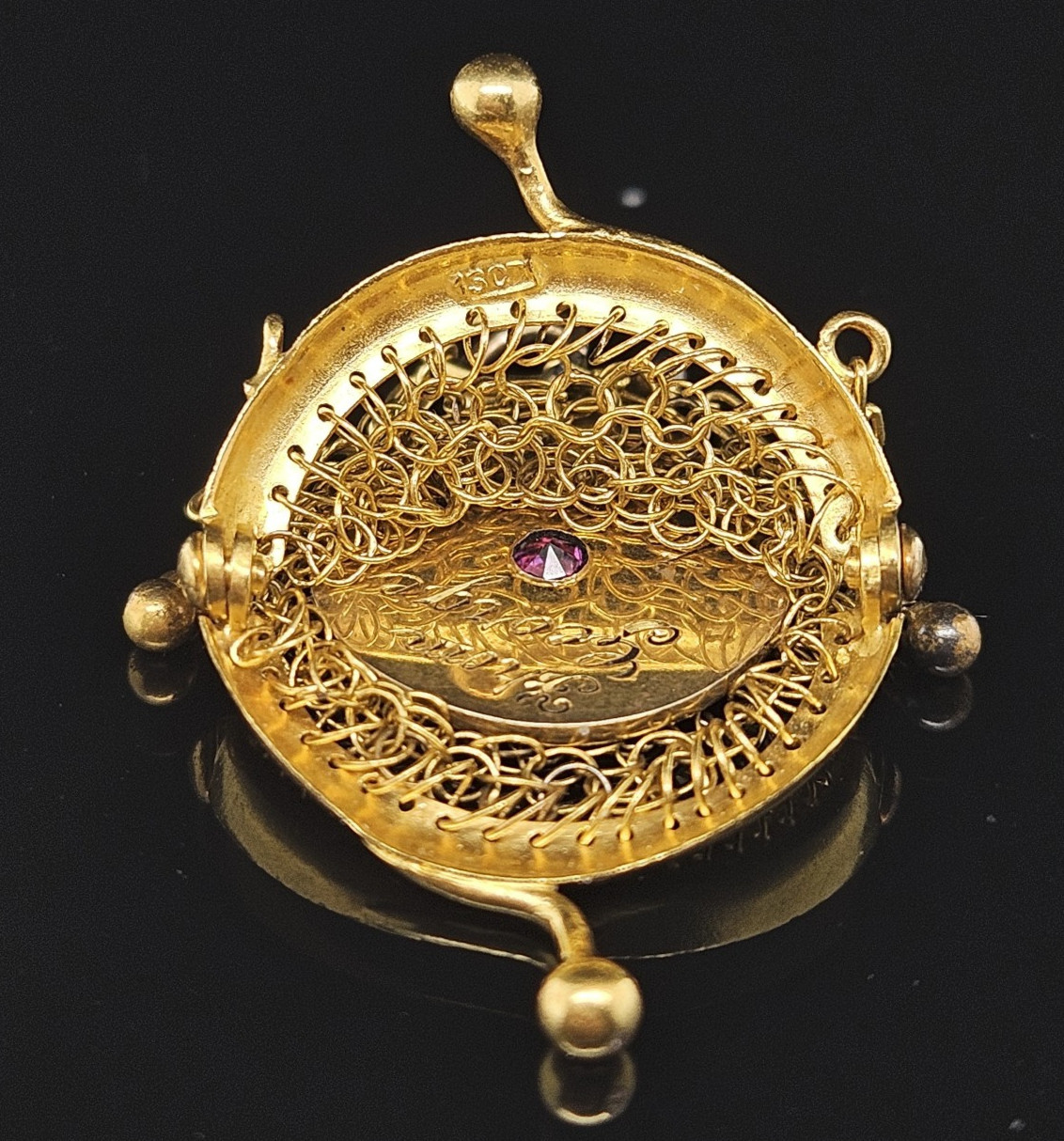 18K Gold Antique Mesh Purse Good Luck Love Token Coin Inside Charm Pendant 1905