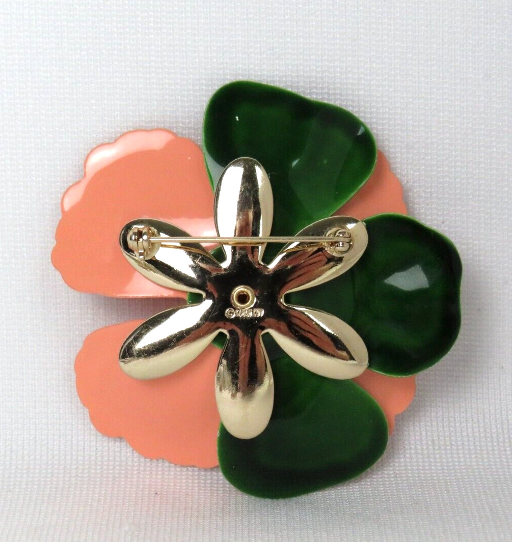 VTG 1950s 60s MOD ENAMEL METAL FLOWER BROOCH SIGNED SARAH COVENTRY 2 3/4″ WIDE
