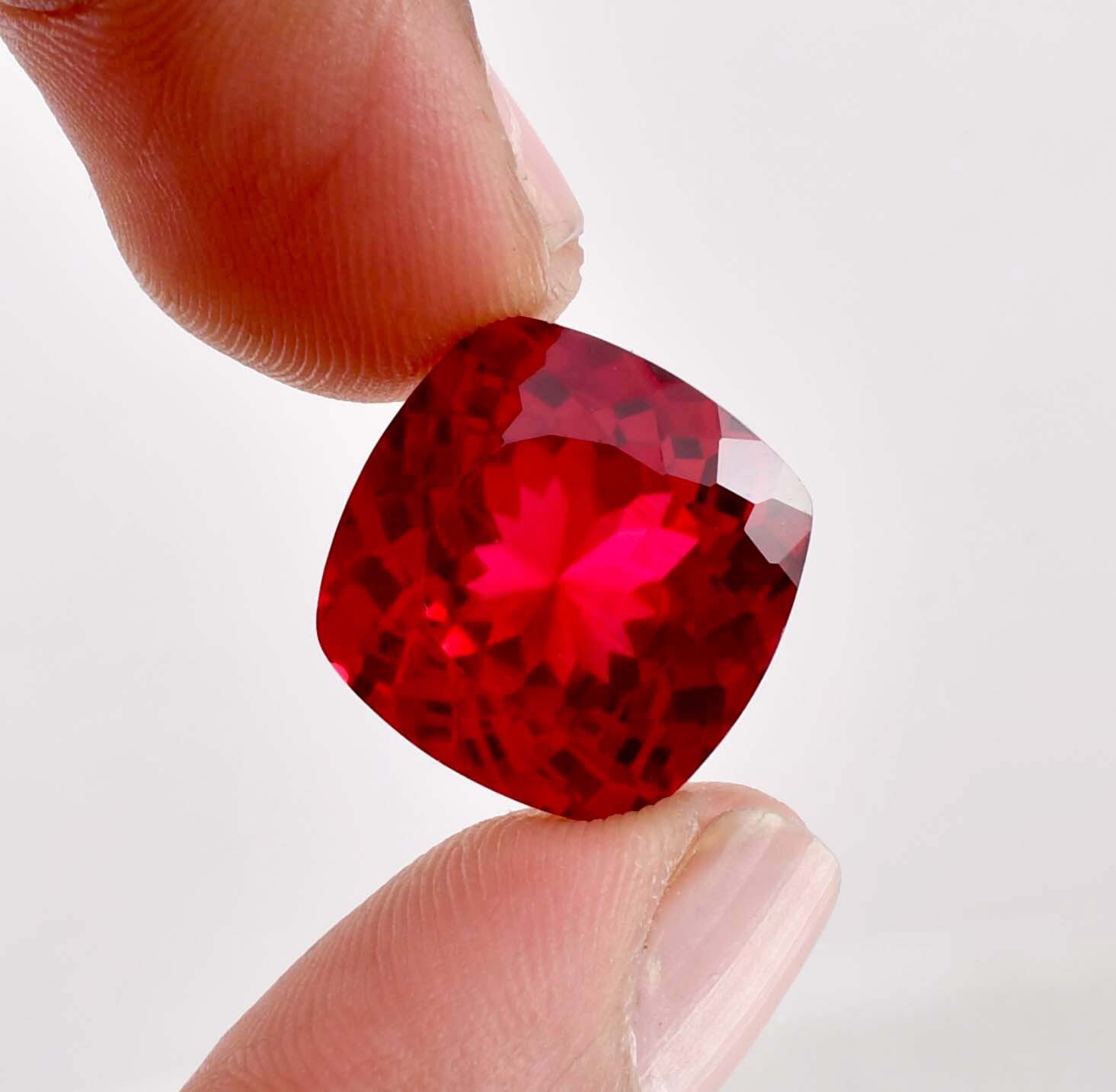 AAA+ Flawless Natural Red Painite (GIT Certified) Gemstone, All Size Available