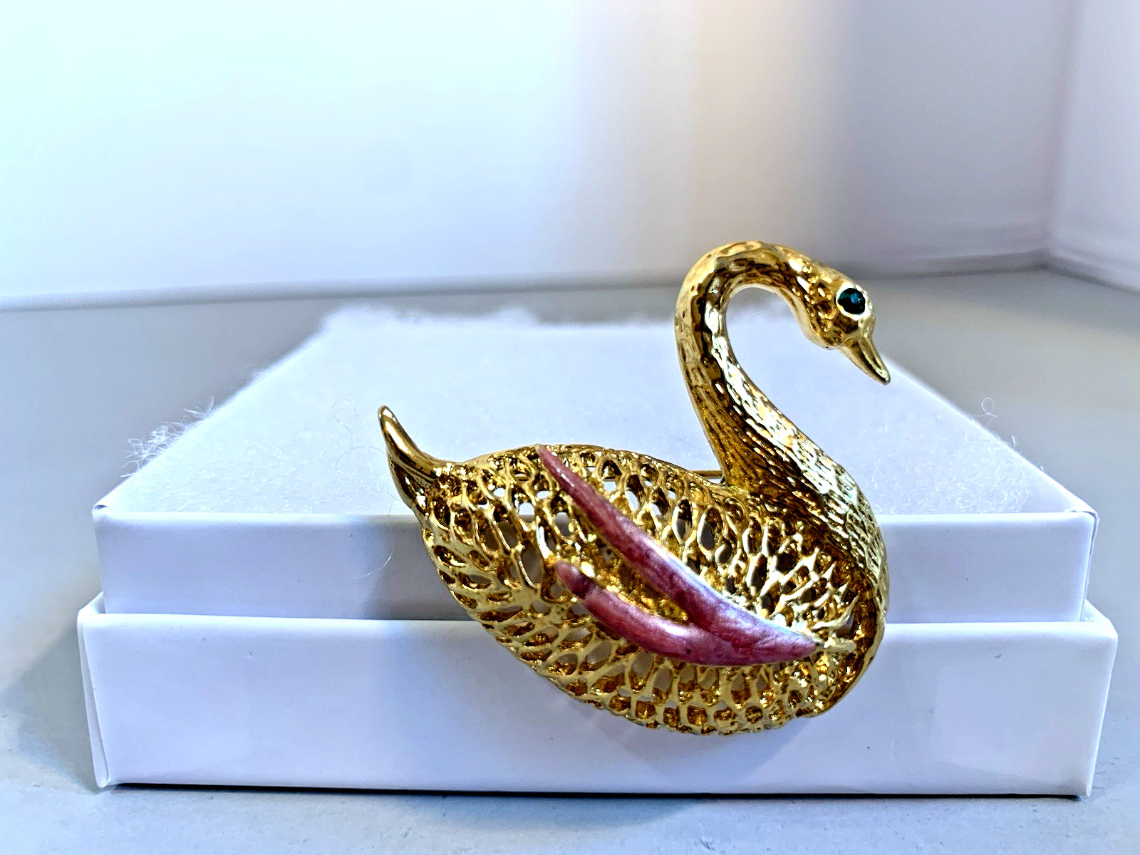 Vintage Swan Brooch Pin Gold Tone Filigree Style Pink Enamel Wing, Green Eye