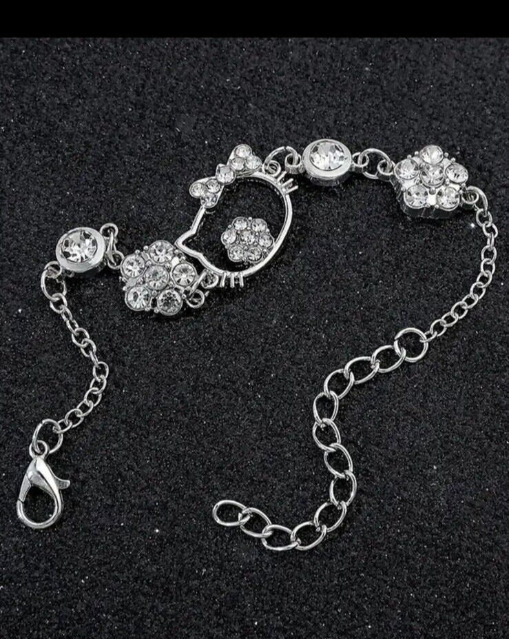 Sanrio Hello Kitty Pendant Bracelet, Cat And Flowers Design