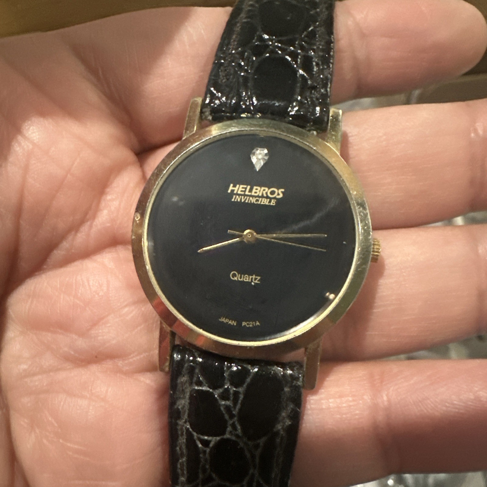 Working Vintage Helbros Invincible Diamond Quartz Mens Black Watch 33mm Fit 7”