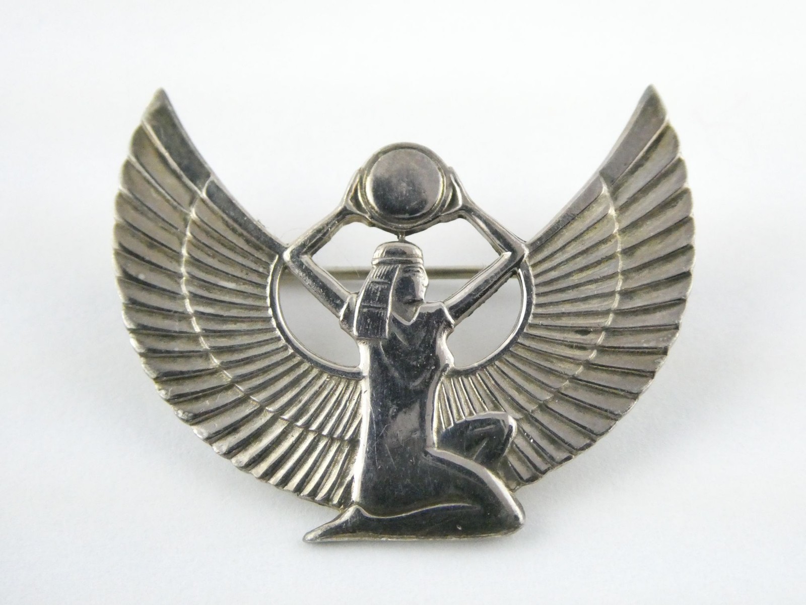 Vintage Unmarked Sterling Silver Egyptian Revival Isis Pin Brooch 5.6g 1 3/8 In