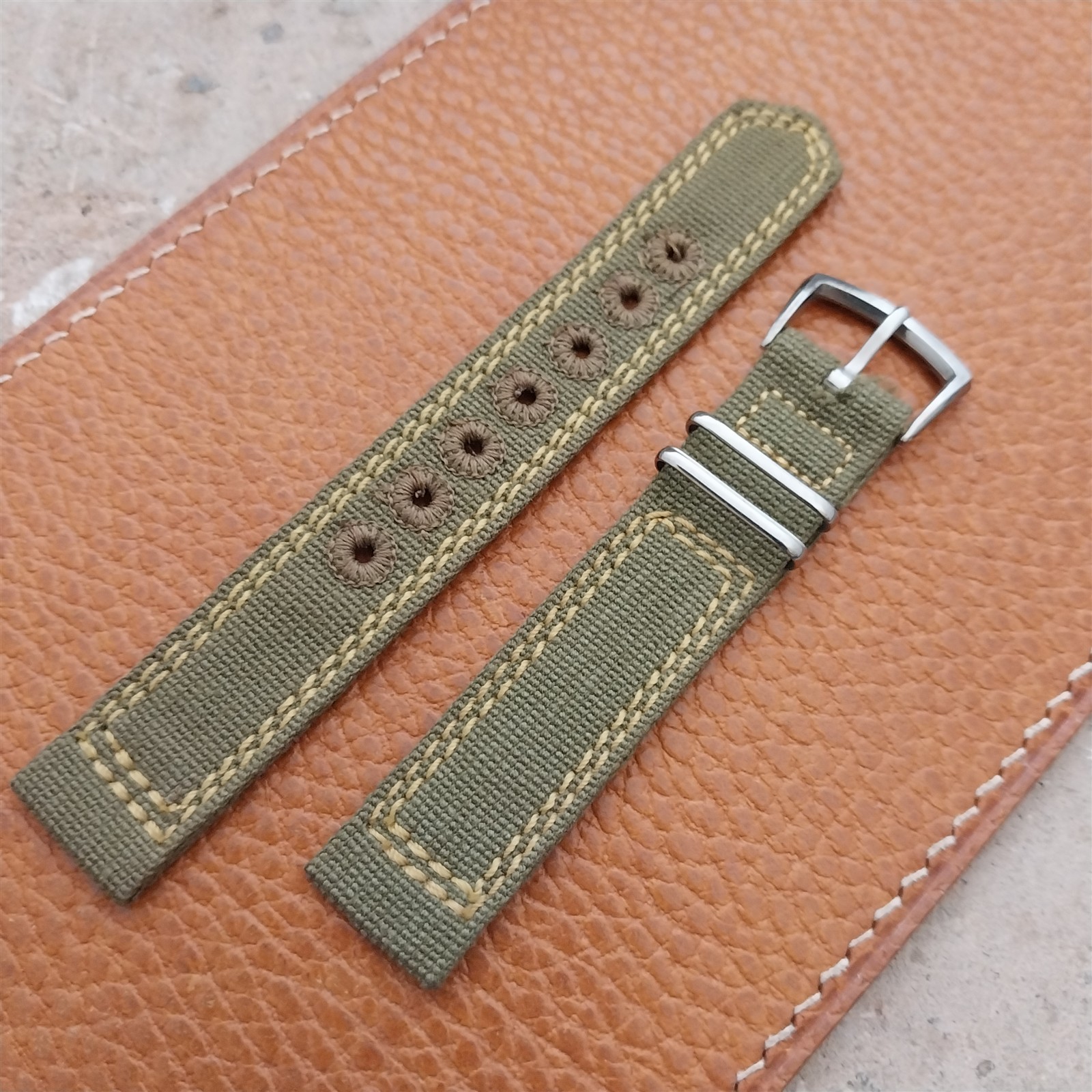Vintage 5/8″ OD Green Canvas Military 1940s-1950s Watch Strap & Stainless Buckle