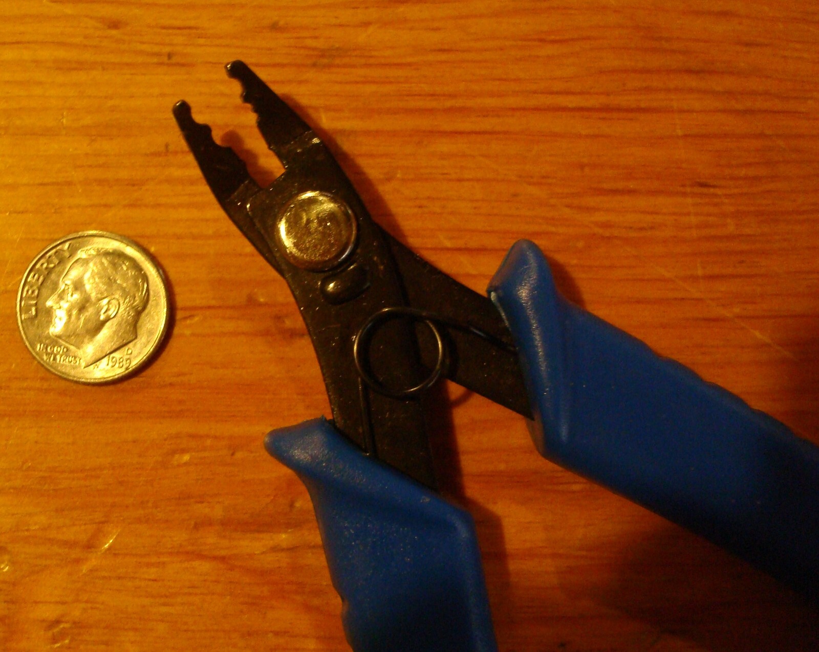Crimping pliers crimp round (NOT TUBE) shaped crimp beads Jewelry tools T004