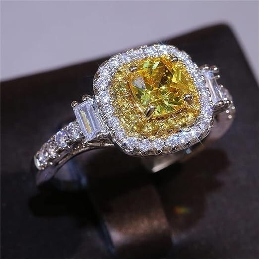 Gorgeous Valentine Gifts Ring 2 Ct Yellow Simulated Diamond Ring Silver Plated