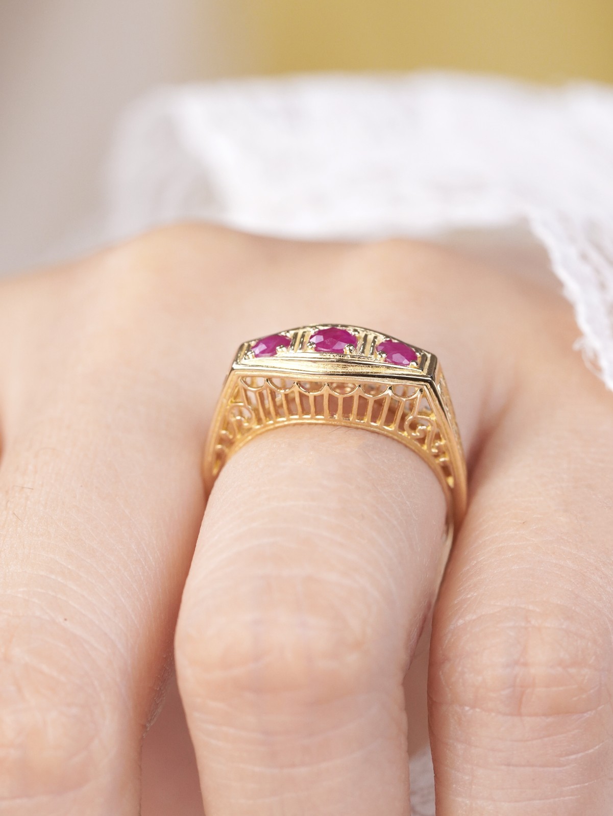 14K Yellow Gold Solid Natural Ruby Vintage Style Three Stone Filigree Ring