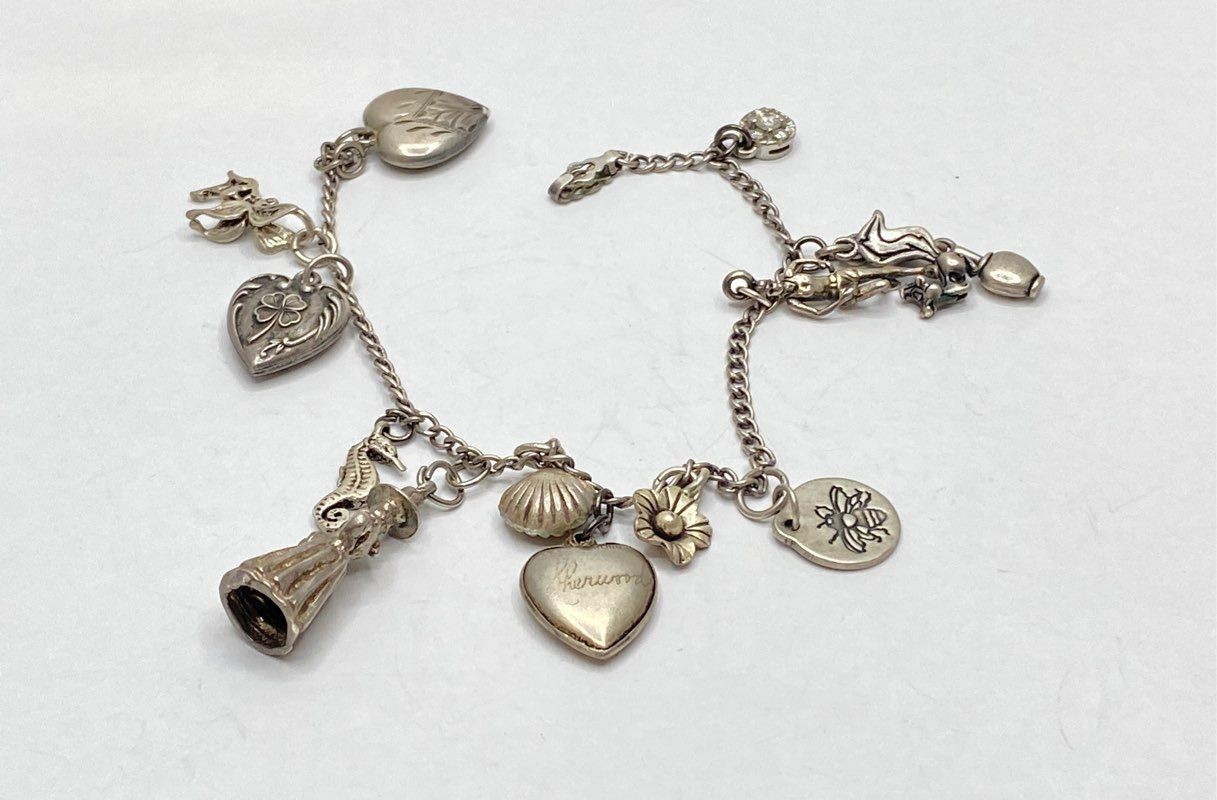 Vintage Sterling Silver 925 Charm Bracelet 12 Charms Heart Seahorse 7.38″ 22.4g