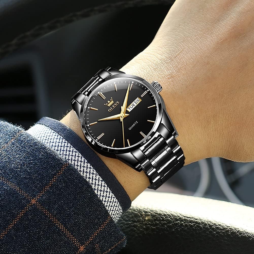 Sophisticated Gold Indexed Analog Watch for Men – Quartz Precision & Style