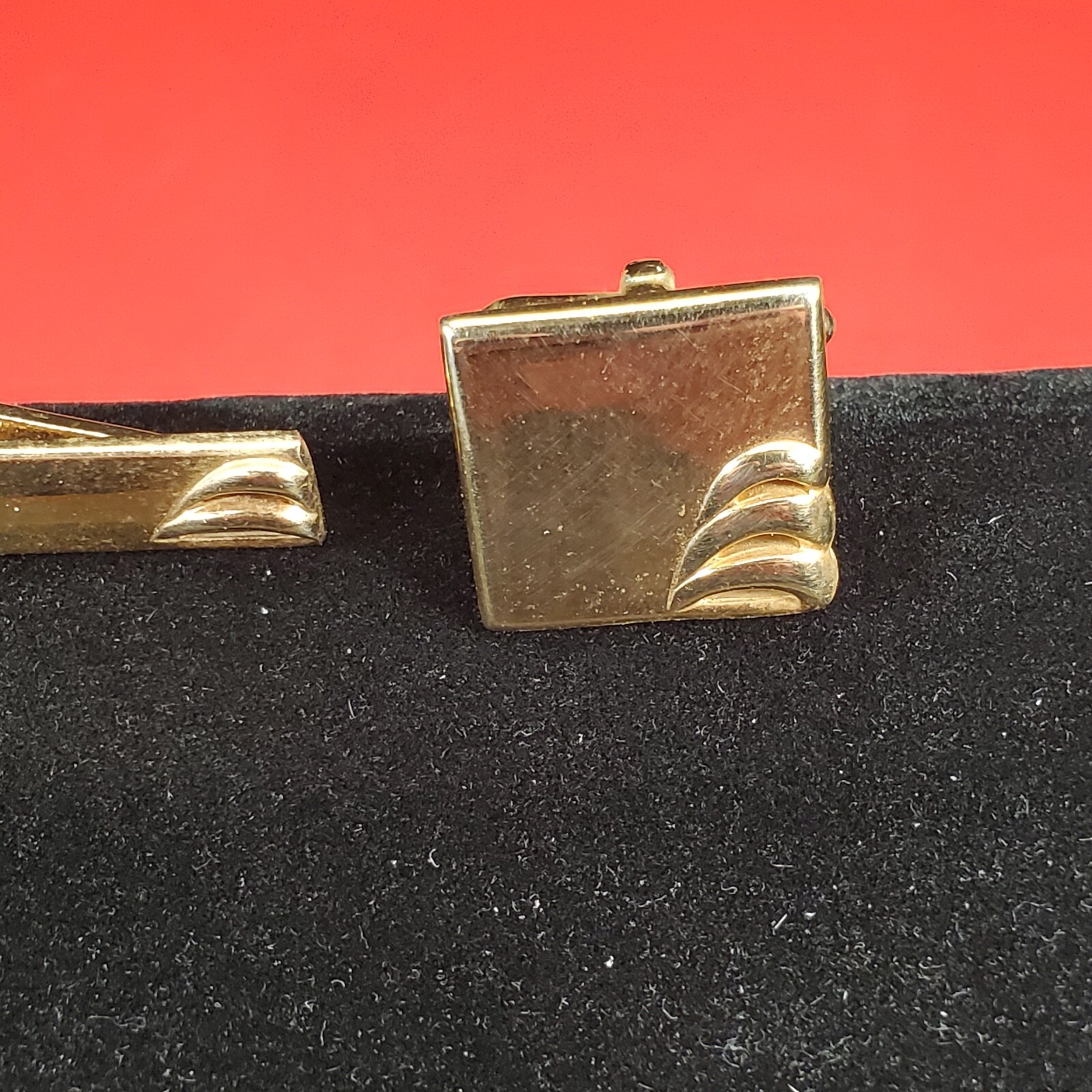 SWANK Cufflinks Square Gold Tone Cuff Links w/ Tie Bar Bullet Back Vintage