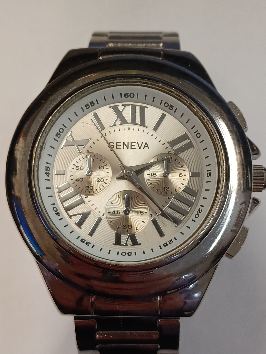 Geneva Womens Cuff Watch. # 15219, Used/working.