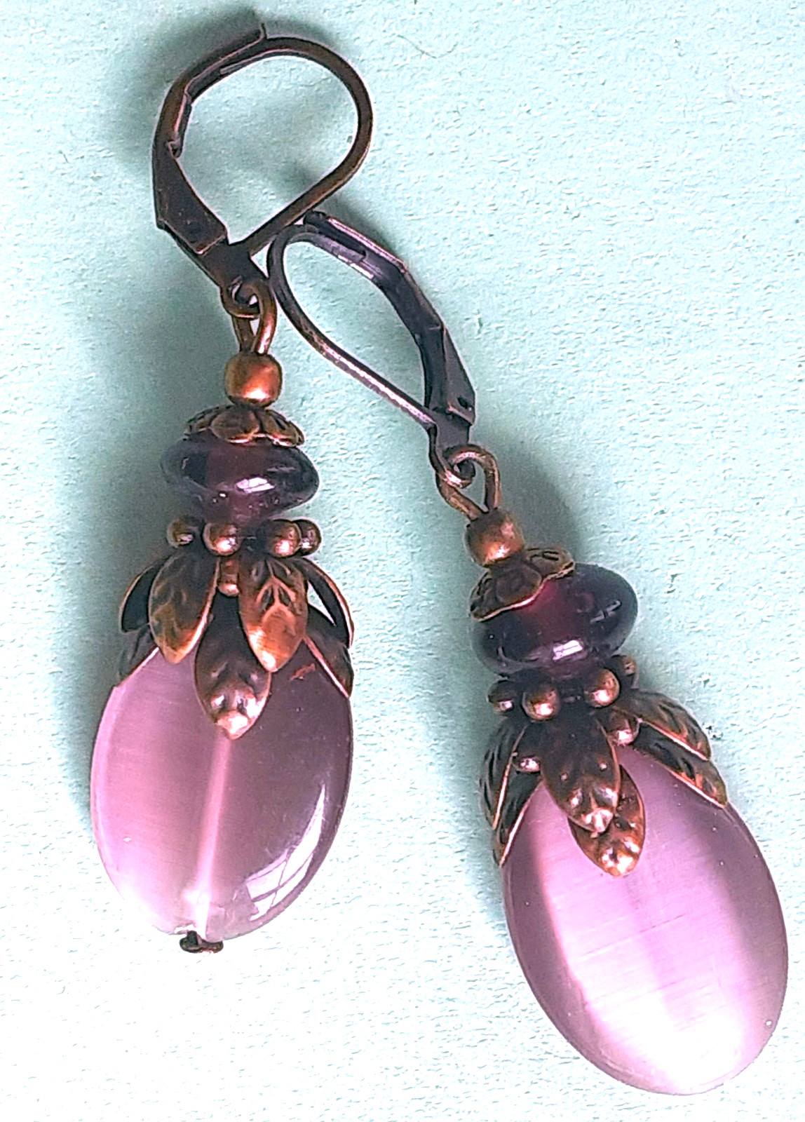 MAUVE PLUM CAT EYE oval earring COPPER LEVERBACK handcrafted #N25