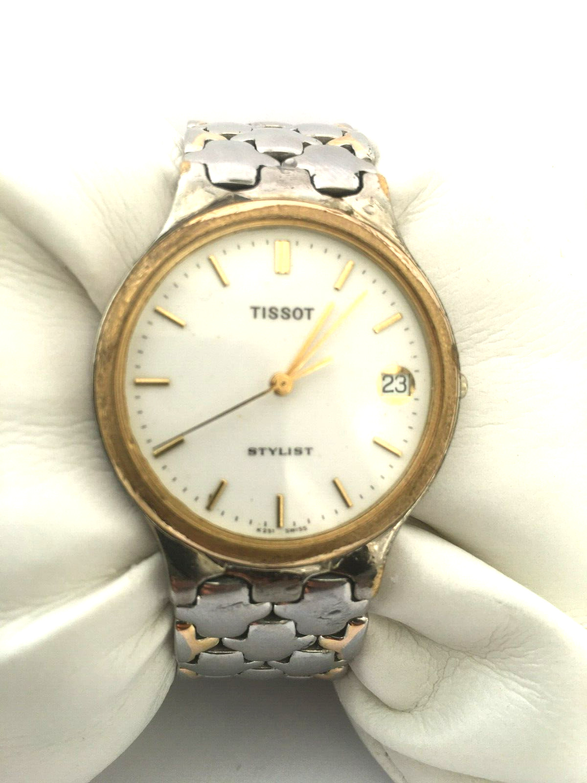 Tissot Made in Switzerland Unisex Quartz Bracelet Watch K251 17 CM Wrist Size