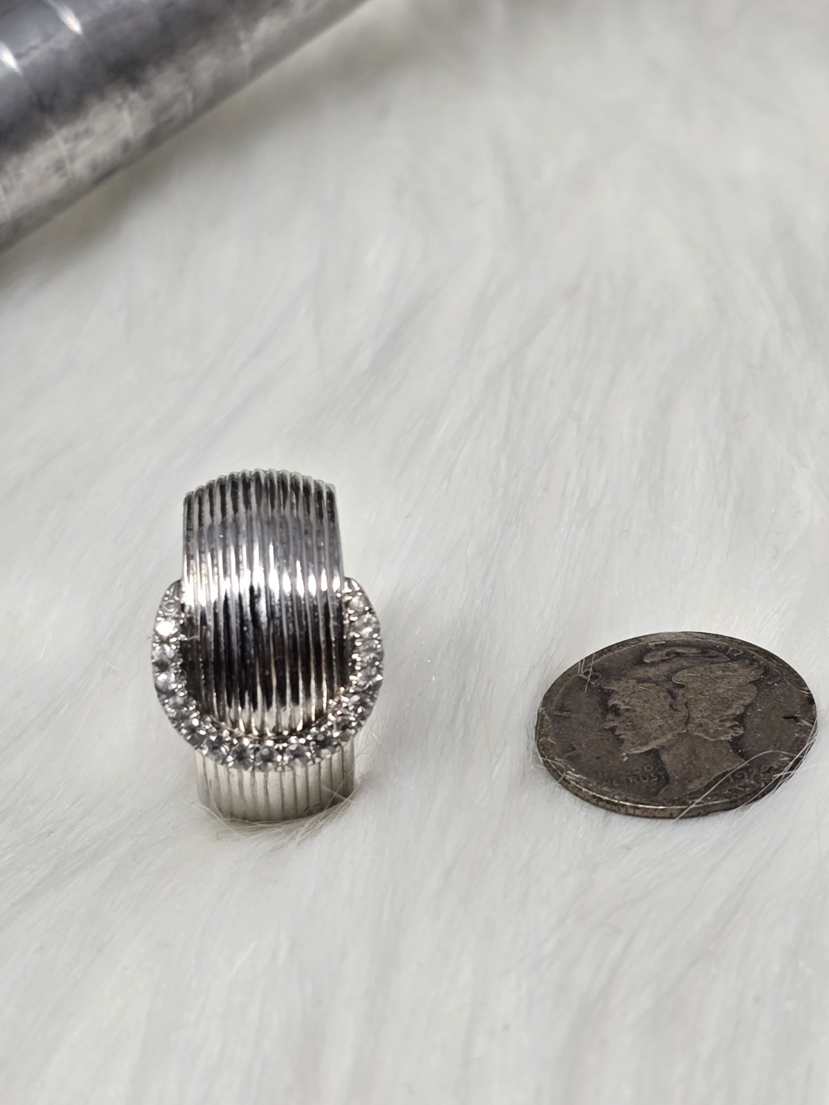 Gabriel & Co 925 Silver Wide Ribbed White Topaz Ring Size 7