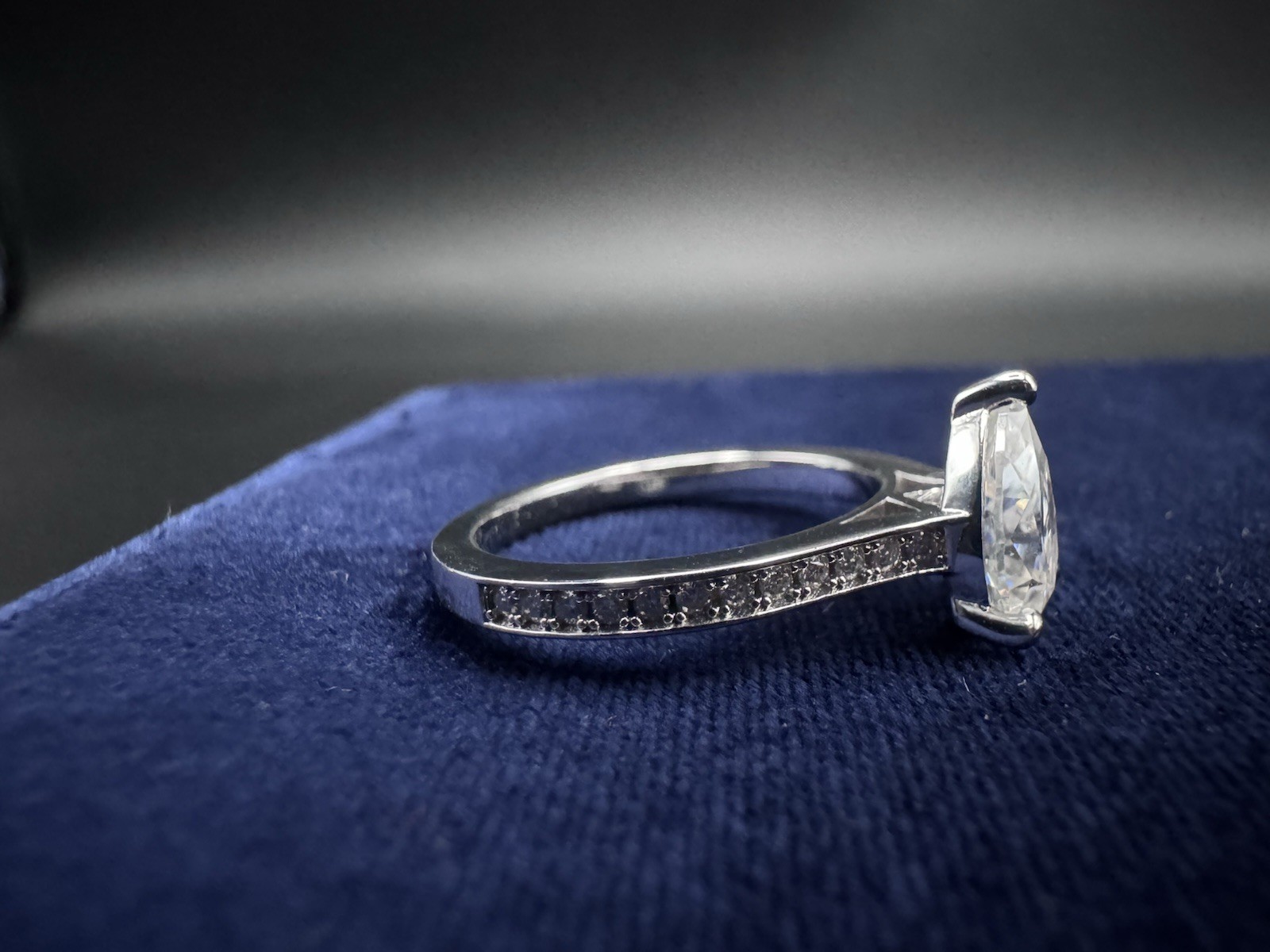 2.0 CTW Pear Cut Moissanite Engagement Ring 925 Sterling Silver Rhodium CoatVVS1