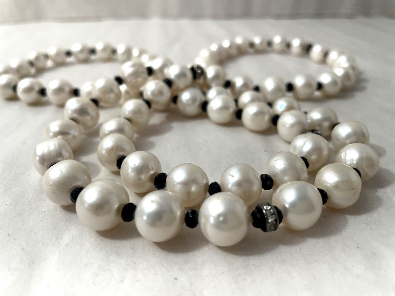 Long 36″ Freshwater Pearl Necklace Black Spacer Beads Statement Strand 132g