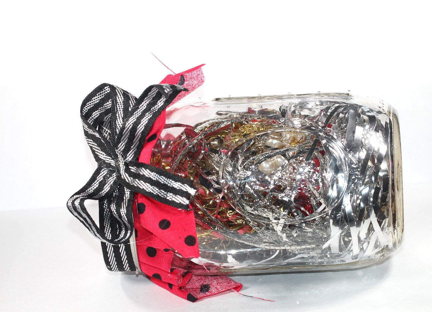 1 Pint Mystery Jewelry Jar- All Wearable – Hand Picked – NICE